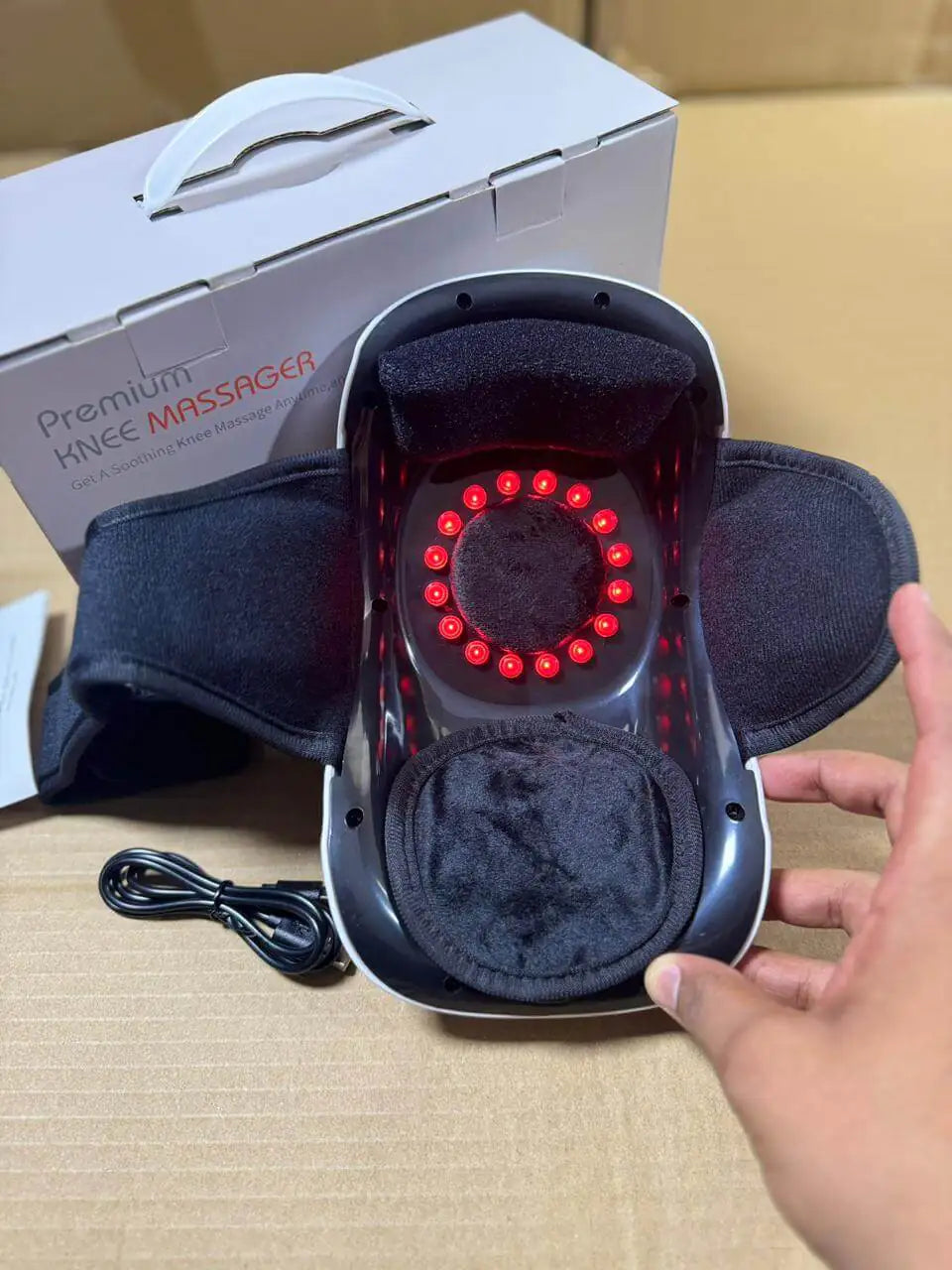Cordless Smart Knee Massager – Vibration Therapy for Joint Pain Relief ( With 1 Year Warranty)